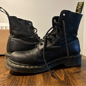 Black Dr. Martens Size 7 Women’s